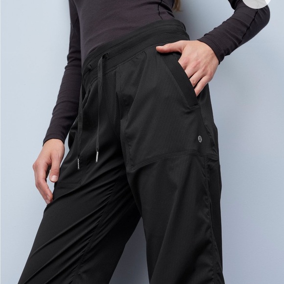 Dance Studio Mid-Rise Pant - Picture 5 of 9